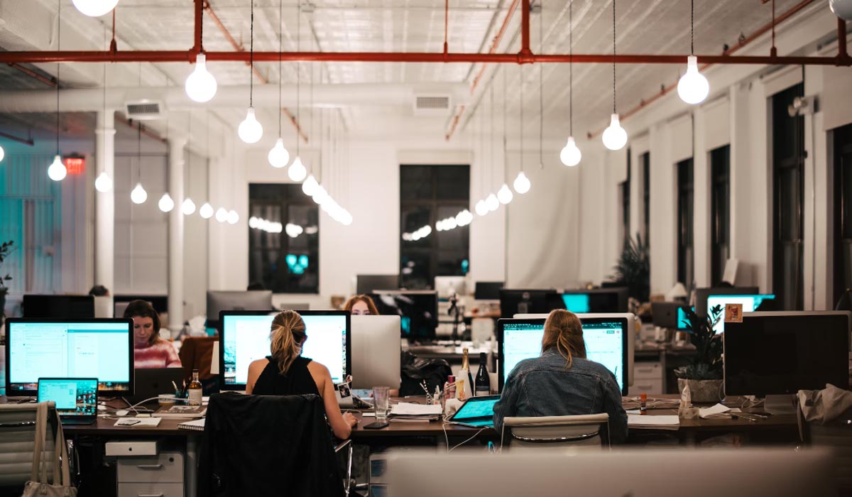 Formas para multiplicar el salario al laborar por hora en Panamá