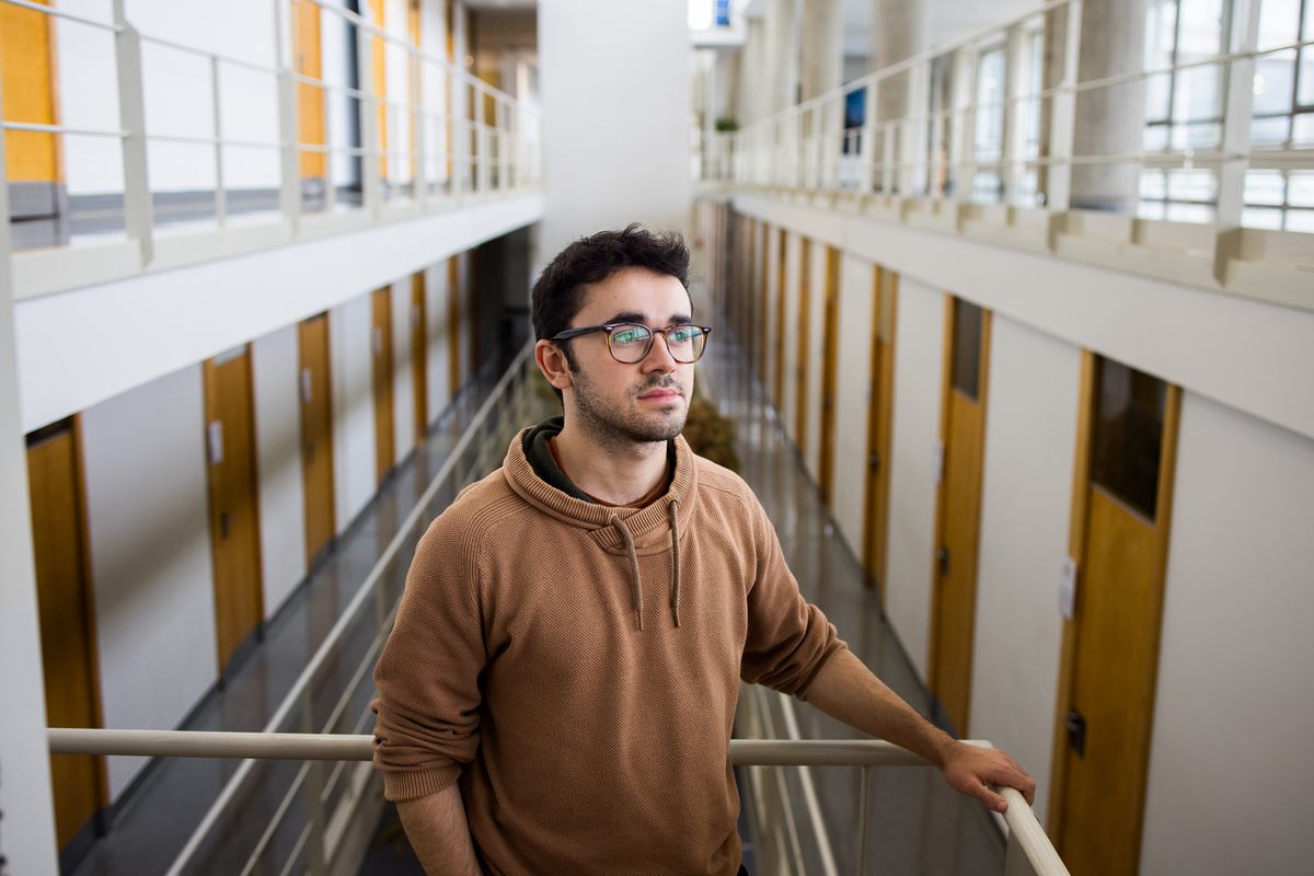 El joven de 22 años campeón mundial de oratoria: “La gente se conforma con el primer dato que le da la razón” | Sociedad